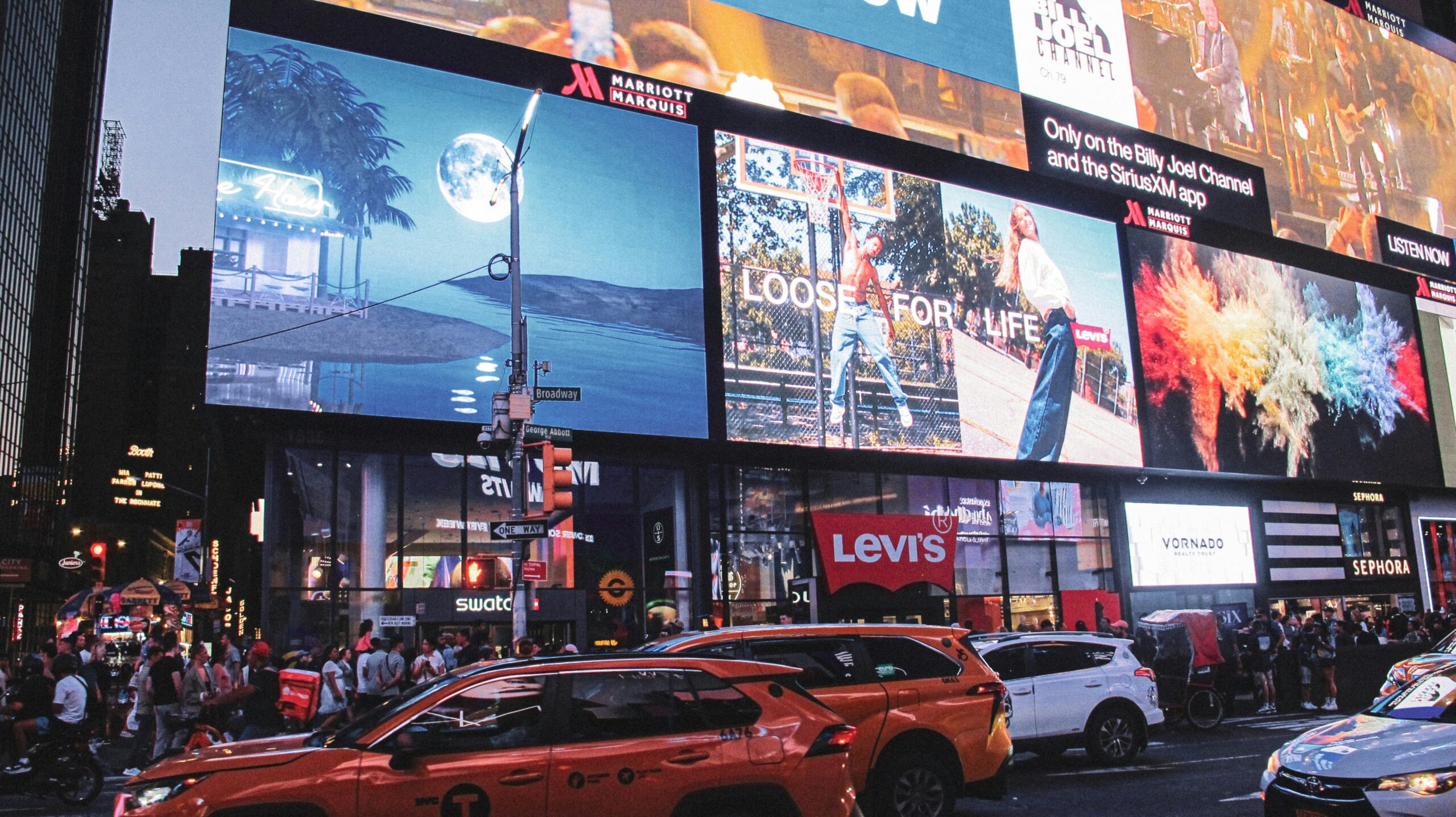 joe-qMu_2ESL1c8-unsplash